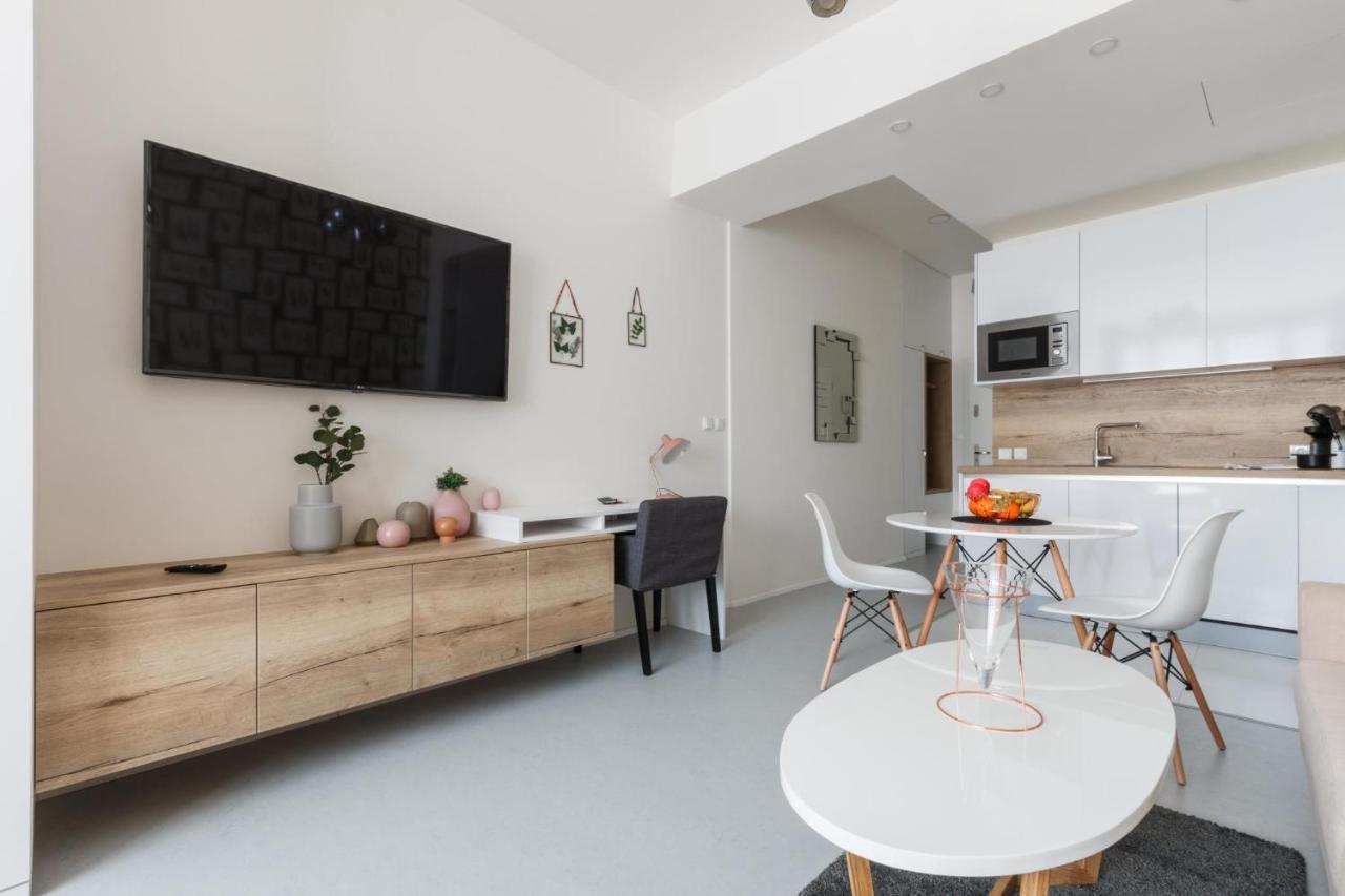Designer Studio In New Town By Prague Days Apartman Kültér fotó